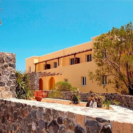 Zorbas Santorini Hotel
